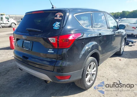 2019 Ford Escape Se z USA, uszkodzony, nr VIN 1FMCU0GD8KUA33474